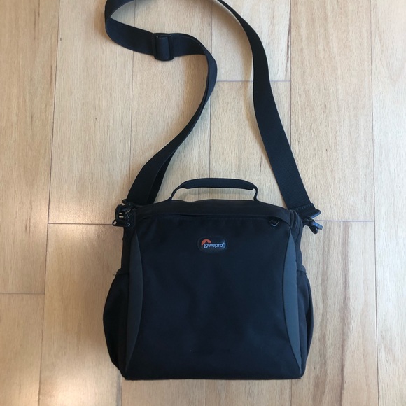 Lowepro Format 160 Camera Bag - Picture 1 of 4